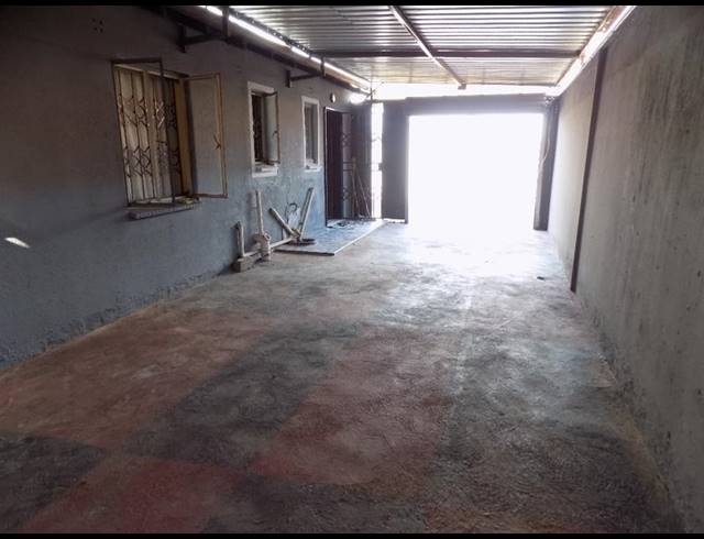 3 BEDROOM HOUSE FOR SALE IN PROTEA GLEN